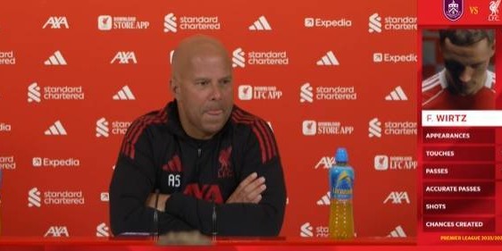 斯洛特谈基耶萨落选欧冠名单：他不满但是理解，这些天很努力训练