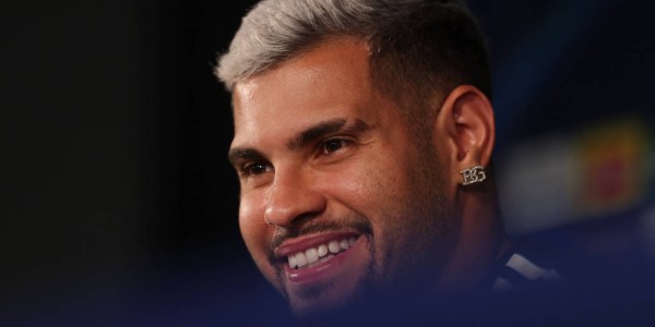 吉马良斯:球队3年2进欧冠令人难以置信 沃尔特马德表现令人惊叹